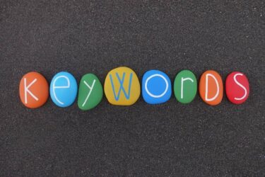 ライティングは「類似ワード」で表現と質を磨け！